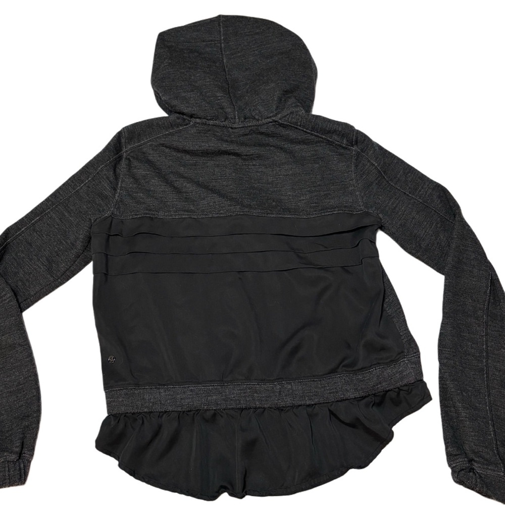 Lululemon Sattva Jacket - Picture 5 of 7